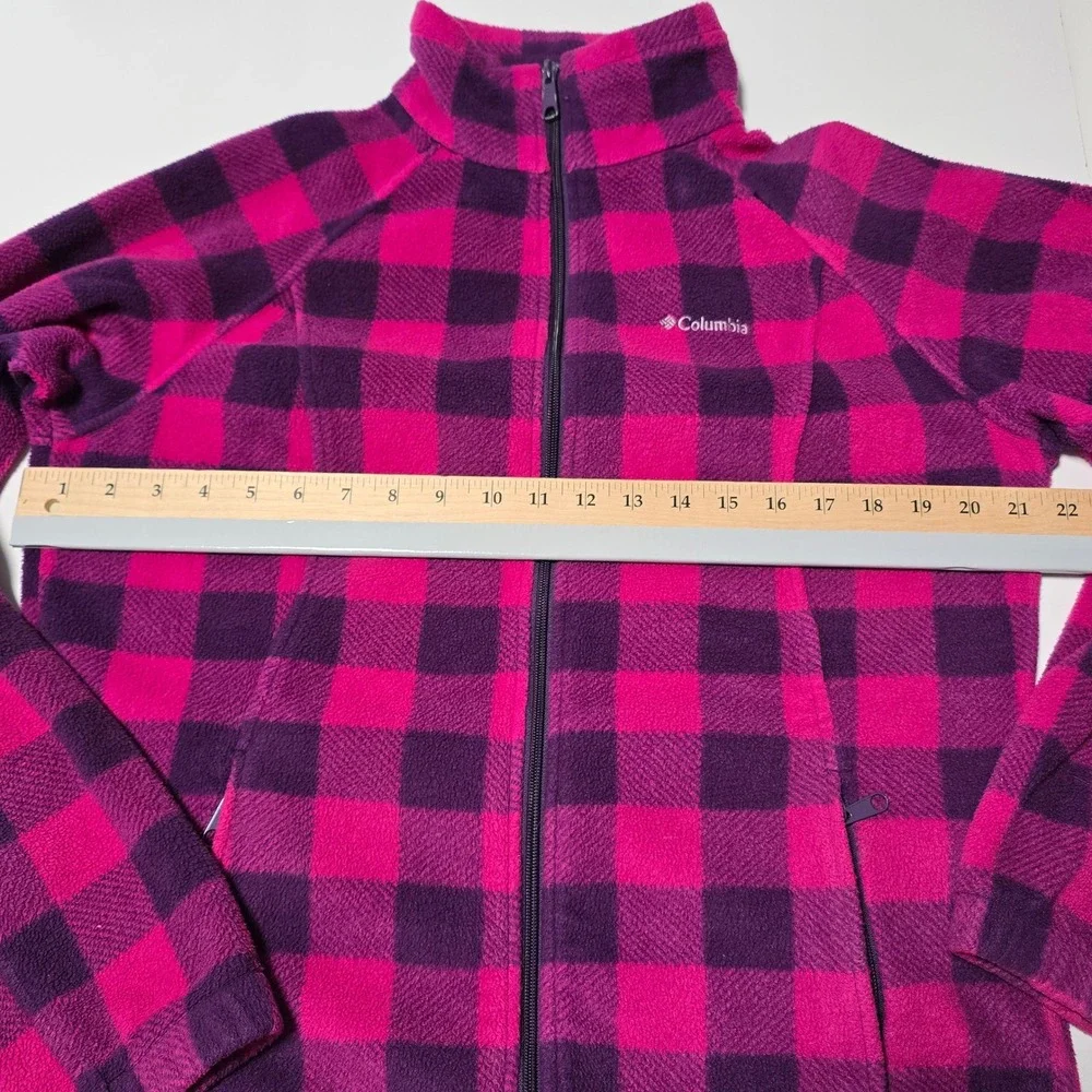 Columbia neck customizable
